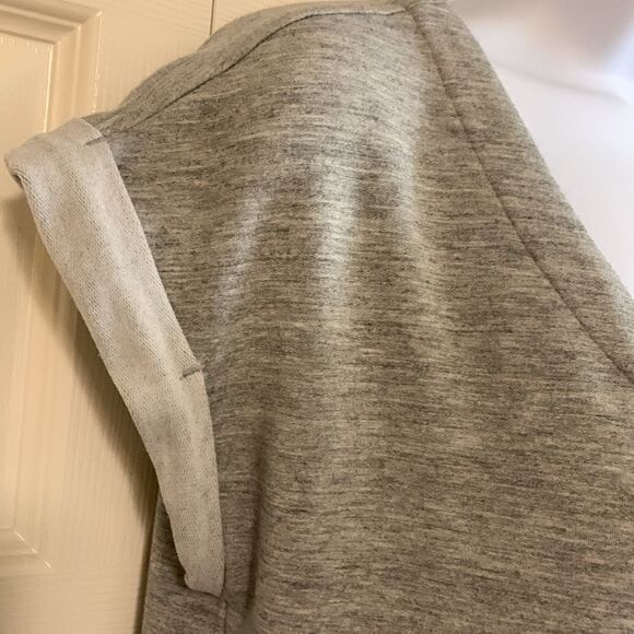 ATHLETA, tunic, medium, great condition, thick and warm - Picture 2 of 12